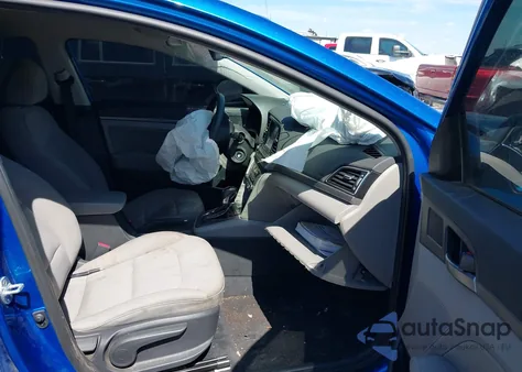 2018 Hyundai Elantra Sel z USA, uszkodzony, nr VIN 5NPD84LF6JH368544